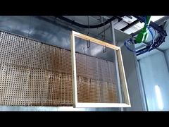 GR6160 verfrobots met AXPS-technologie voor plat houten werkstukken in de meubelindustrie